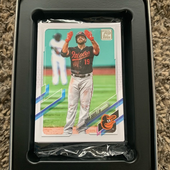 Unopened MLB TOPPS 2021 series one tin!! - Picture 5 of 8